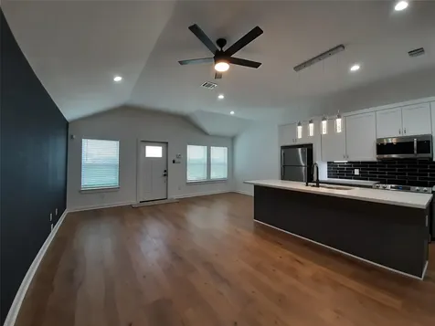 4530 Mayflower Street Houston TX 77051