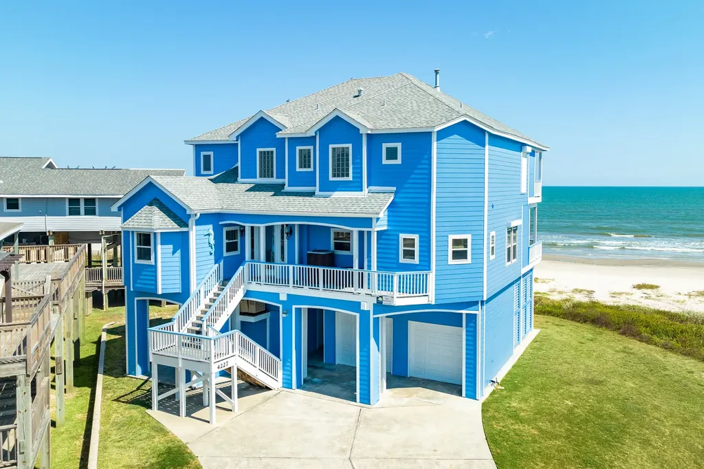 4227 Vista Boulevard Galveston TX 77554