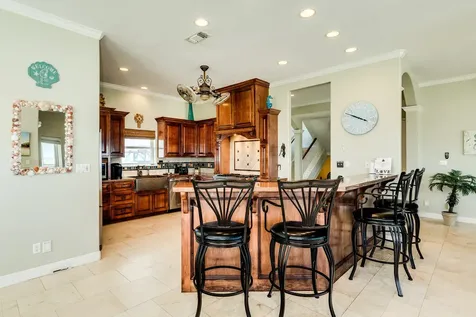 4227 Vista Boulevard Galveston TX 77554