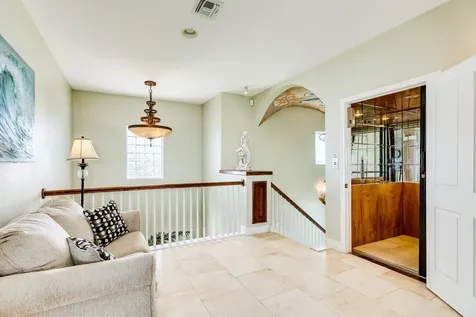 4227 Vista Boulevard Galveston TX 77554