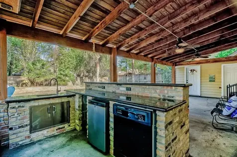 755 19th Street Beaumont TX 77706