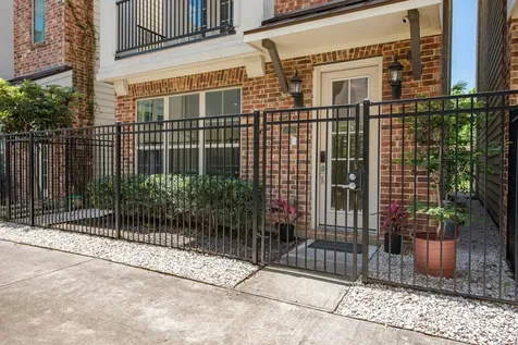 3406 La Branch Street C Houston TX 77004