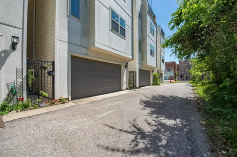 3406 La Branch Street C Houston TX 77004