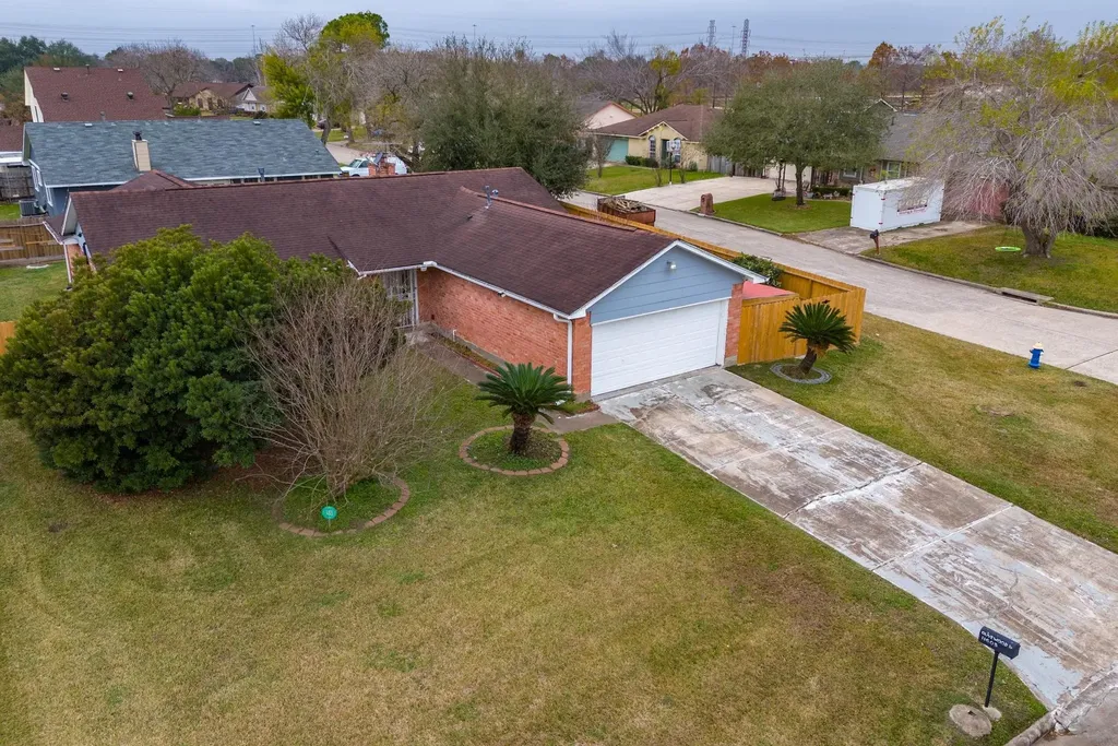 11603 Olivewood Drive Houston TX 77089