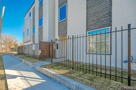 1718 Hardy Street Houston TX 77026