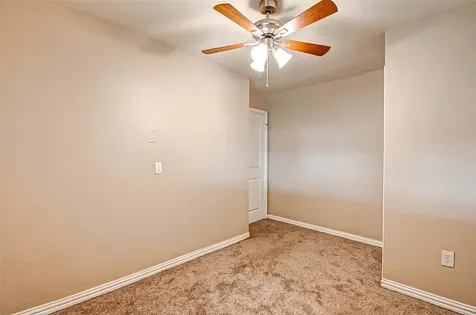 4804 Saxon Street Bellaire TX 77401