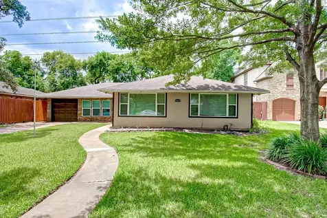 4804 Saxon Street Bellaire TX 77401