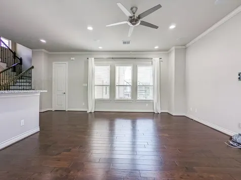 5323 Kiam Street Houston TX 77007