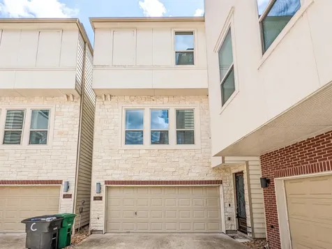 5323 Kiam Street Houston TX 77007