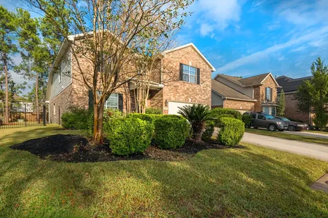 27 Fraiser Fir Place Spring TX 77389