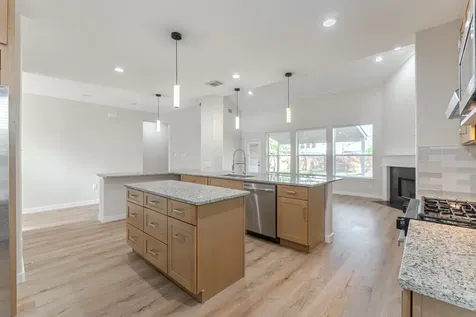 27 Fraiser Fir Place Spring TX 77389