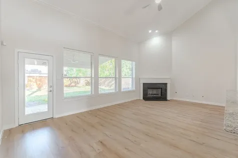 27 Fraiser Fir Place Spring TX 77389