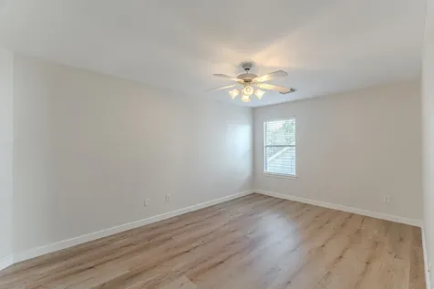 27 Fraiser Fir Place Spring TX 77389