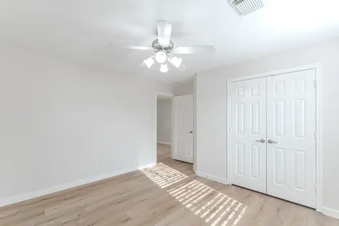 27 Fraiser Fir Place Spring TX 77389