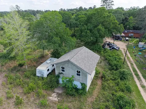 5616 Tall Pine Road Navasota TX 77868