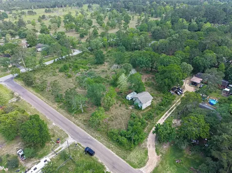 5616 Tall Pine Road Navasota TX 77868