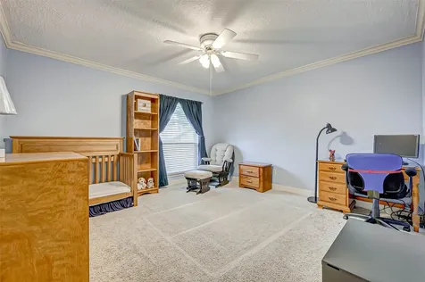 5976 Woodway Place Court Houston TX 77057