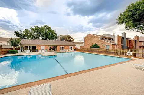 5976 Woodway Place Court Houston TX 77057