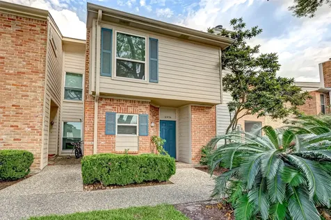 5976 Woodway Place Court Houston TX 77057