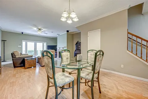 5976 Woodway Place Court Houston TX 77057