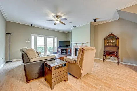5976 Woodway Place Court Houston TX 77057