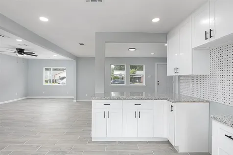3205 Stallings Drive Houston TX 77088