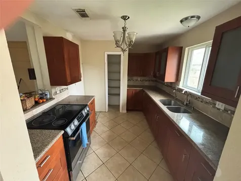 13315 Whitchurch Way Houston TX 77015