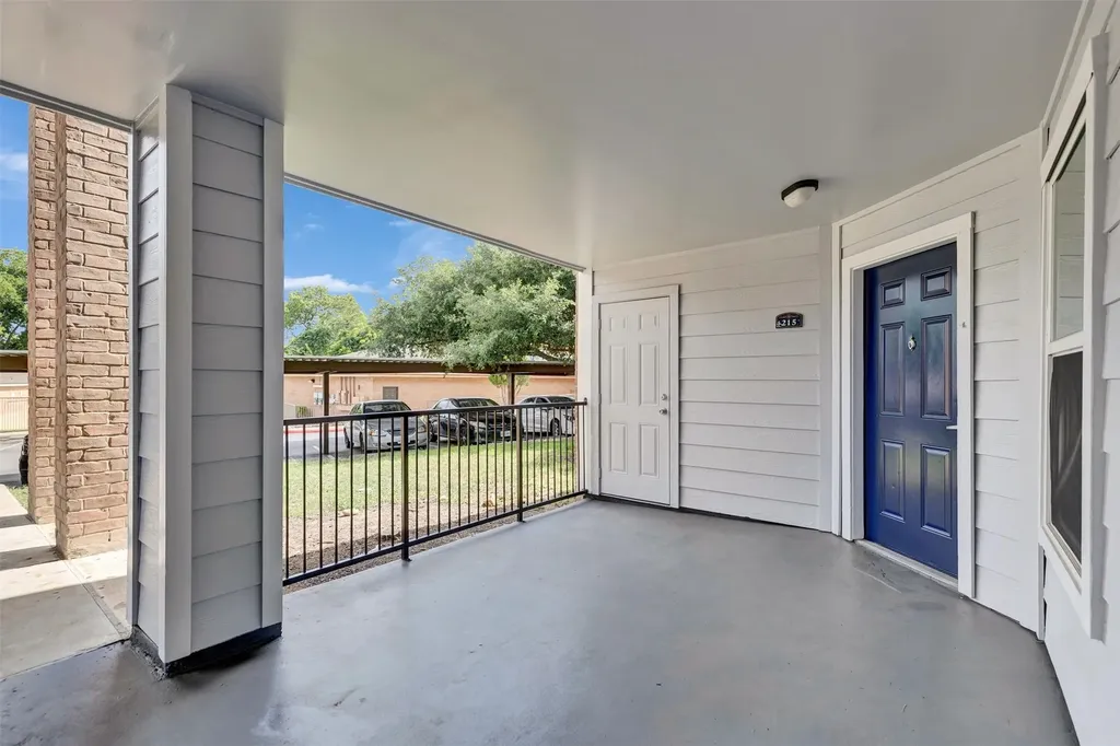 1088 Park Plaza Drive B1 Austin TX 78753