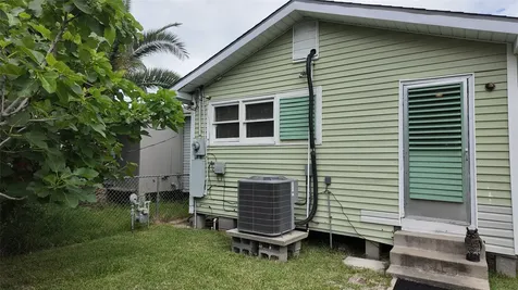 5507 Avenue P Galveston TX 77551