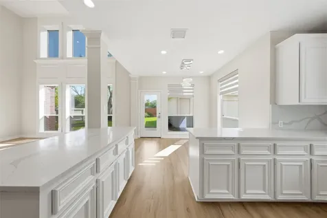 2302 Upland Park Drive Sugar Land TX 77479