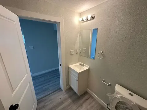 1912 Gentry Street Houston TX 77009