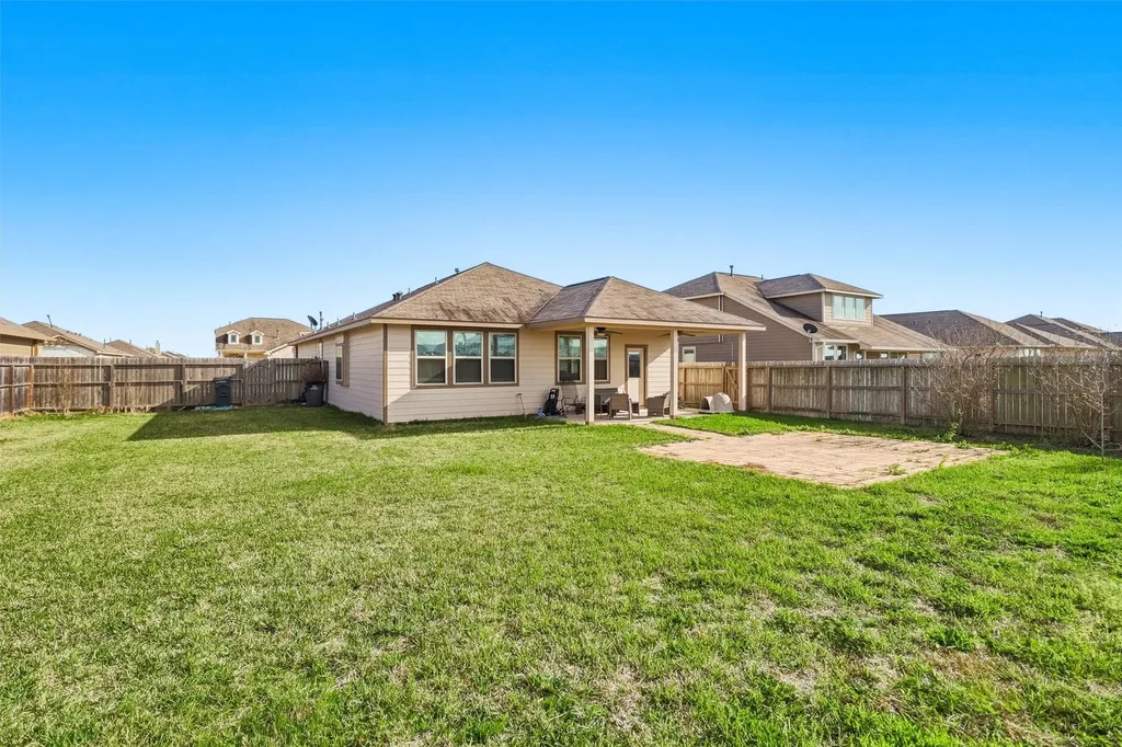 211 White Wing Lane Sealy TX 77474