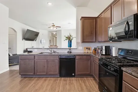 211 White Wing Lane Sealy TX 77474