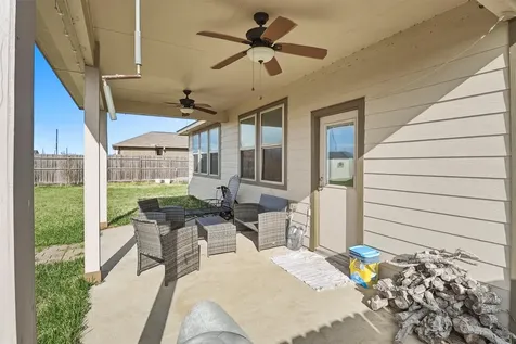 211 White Wing Lane Sealy TX 77474