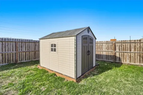 211 White Wing Lane Sealy TX 77474