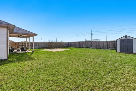 211 White Wing Lane Sealy TX 77474