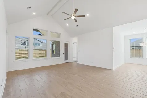12222 Denham Drive Mont Belvieu TX 77523