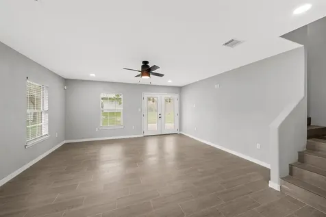 5930 County Road 396 Alvin TX 77511