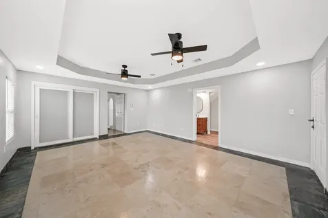 5930 County Road 396 Alvin TX 77511