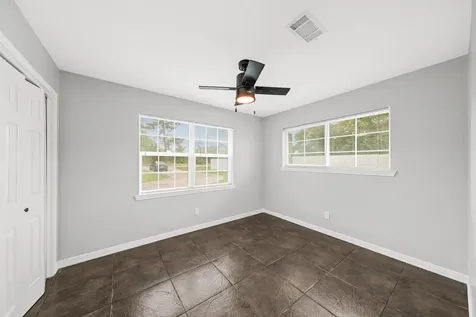 5930 County Road 396 Alvin TX 77511