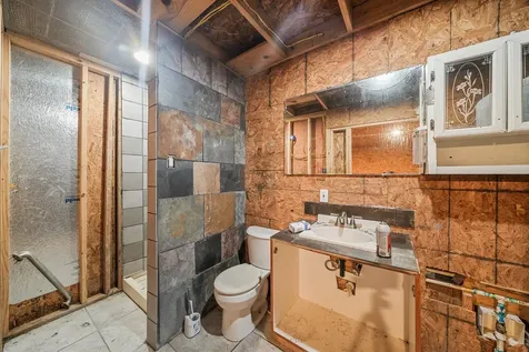 5930 County Road 396 Alvin TX 77511