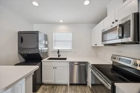 2610 Cochran Street Houston TX 77009