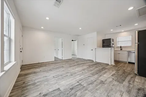 2610 Cochran Street Houston TX 77009