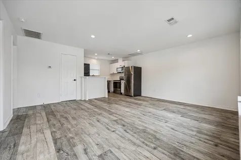 2610 Cochran Street Houston TX 77009