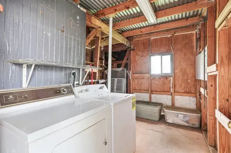 108 N 7th Street Highlands TX 77562