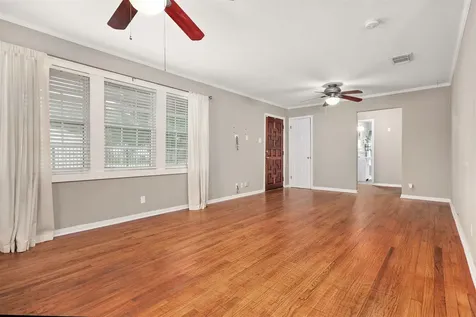 108 N 7th Street Highlands TX 77562