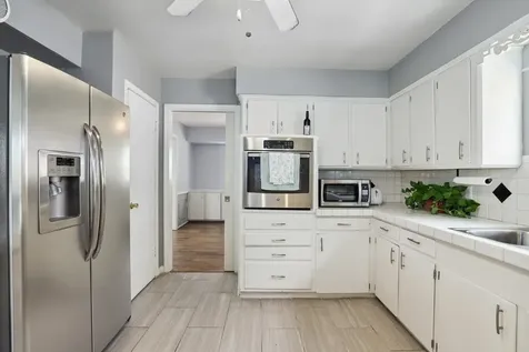 5602 W Bellfort Street Houston TX 77035
