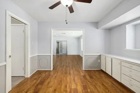 5602 W Bellfort Street Houston TX 77035