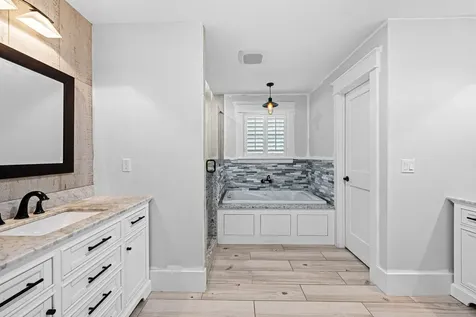 1046 Althea Drive Houston TX 77018
