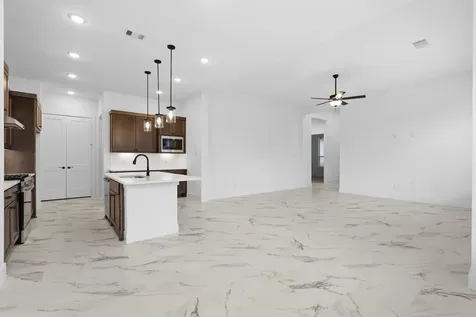 11803 Benes Drive Mont Belvieu TX 77523